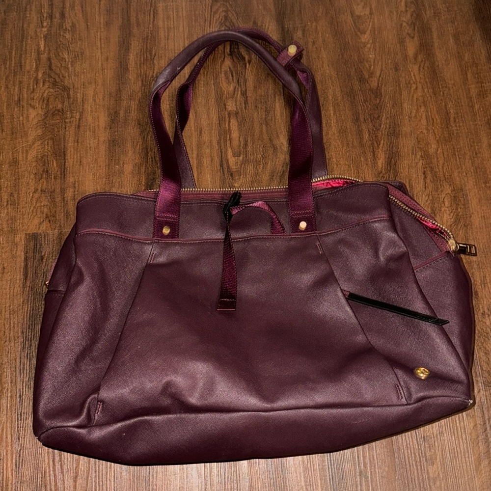 Lululemon bag